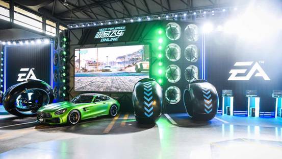 2. ChinaJoy現(xiàn)場的梅賽德斯-AMG GT R