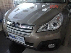 斯巴魯  傲虎 2.5L CVT 車輛車頭部分特寫
