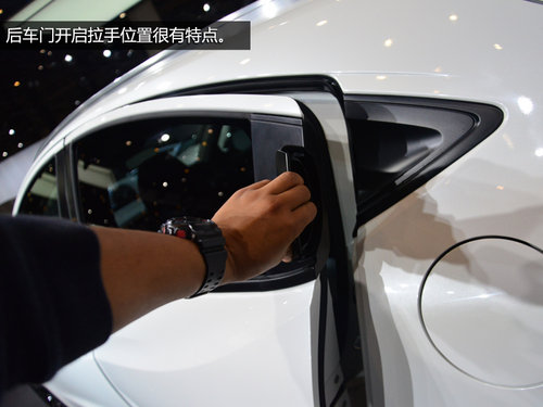 會國產(chǎn)的小型SUV 東京車展實拍本田VEZEL